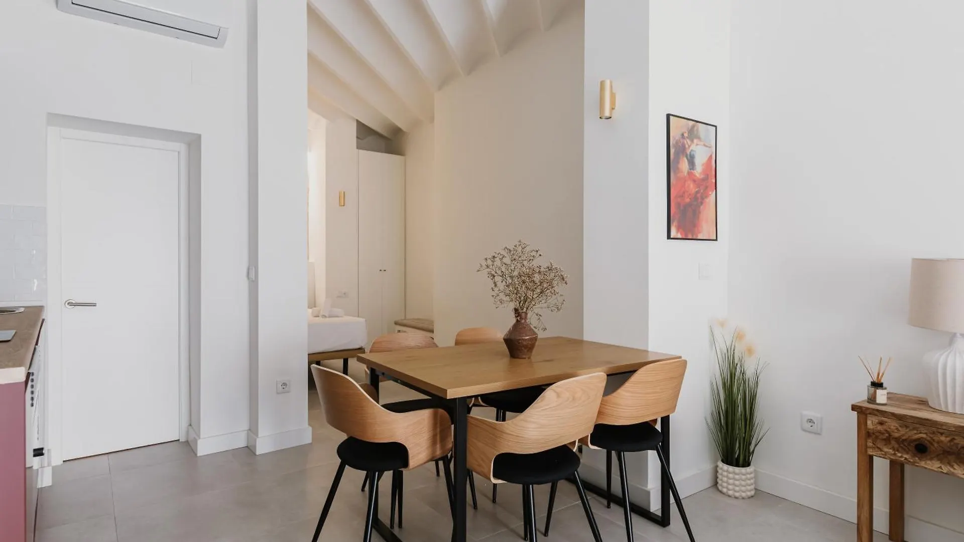 New - Family Suite Next To Duenas Palace Seville