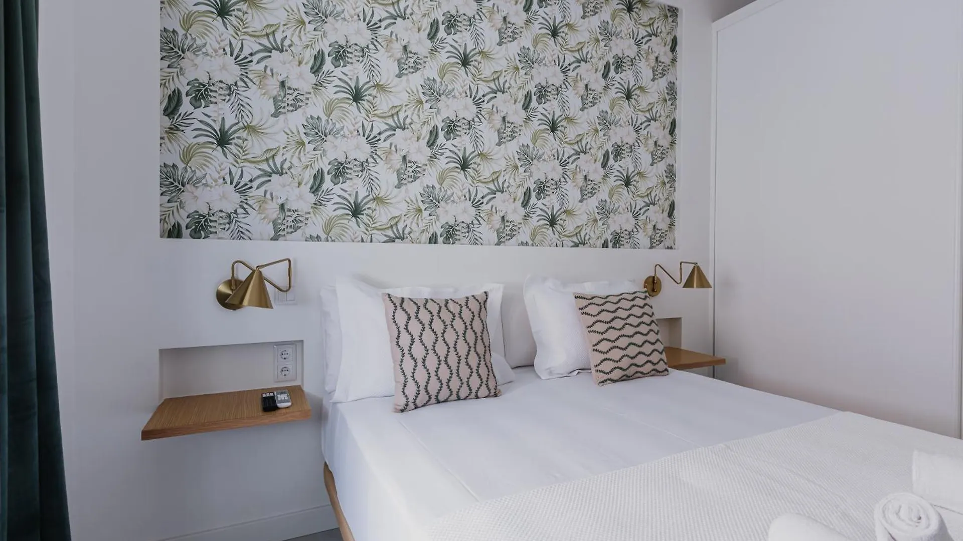 New - Family Suite Next To Duenas Palace Seville