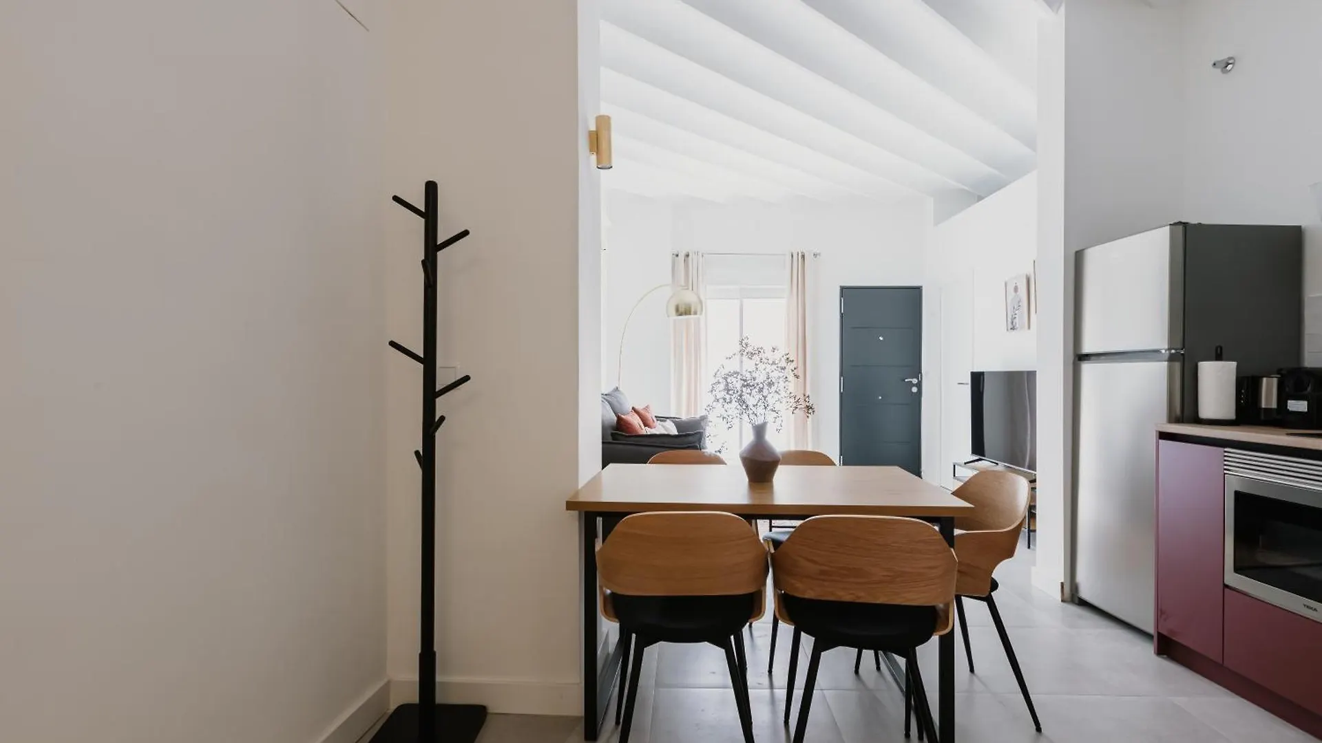 New - Family Suite Next To Duenas Palace Sevilla 0*,  Španělsko